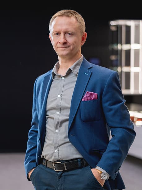 Engineer standing in Innovation Room